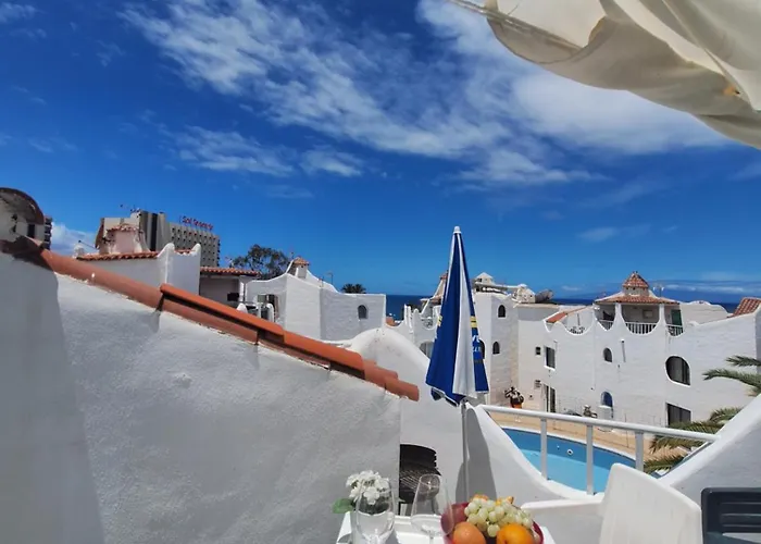 아파트 Wonderful White Appartament In Playa Americas