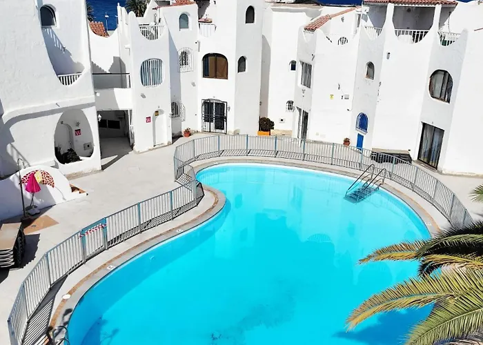 Wonderful White Appartament In Playa Americas 아파트