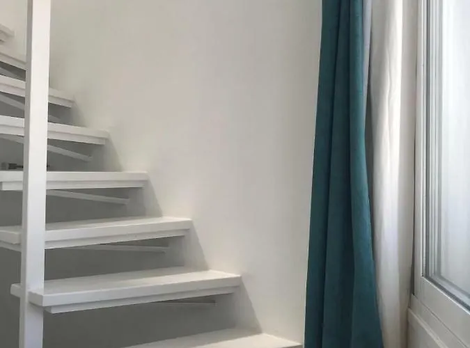 Wonderful White Appartament In Playa Americas 아파트 플라야데라스아메리카스