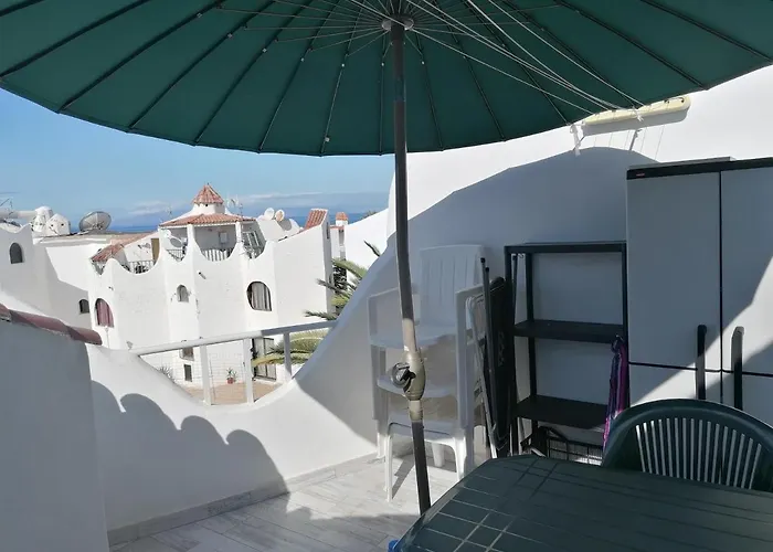 아파트 Wonderful White Appartament In Playa Americas 플라야데라스아메리카스