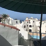 Wonderful White Appartament In Playa Americas Apartament *
