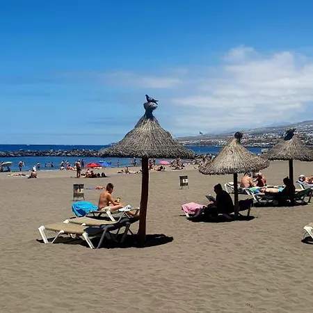 아파트 Wonderful White Appartament In Playa Americas 플라야데라스아메리카스