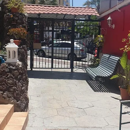아파트 Wonderful White Appartament In Playa Americas 플라야데라스아메리카스