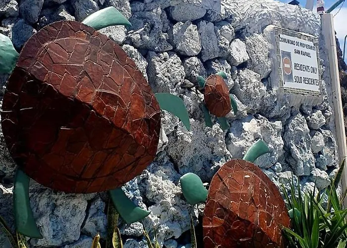 Wonderful White Appartament In Playa Americas شقة *