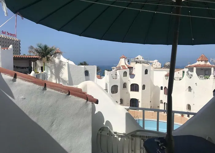 Wonderful White Appartament In Playa Americas شقة *