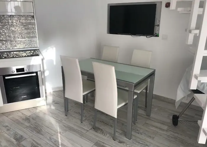 شقة Wonderful White Appartament In Playa Americas *