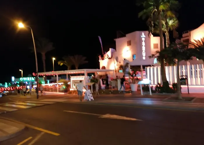 Wonderful White Appartament In Playa Americas بلايا ذي لاس أميريكاس