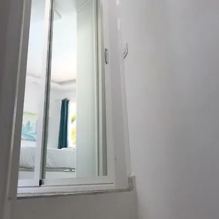 Apartment Wonderful White Appartament In Playa Americas Playa de las Américas